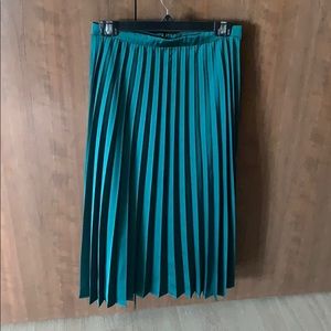 JCrew pleated midi skirt in green